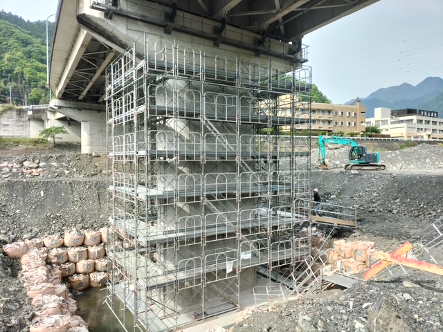 トップアバウト画像